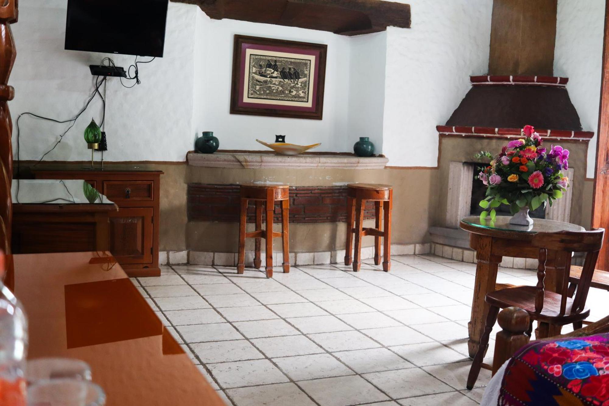 Hotel Los Escudos Pátzcuaro Eksteriør billede