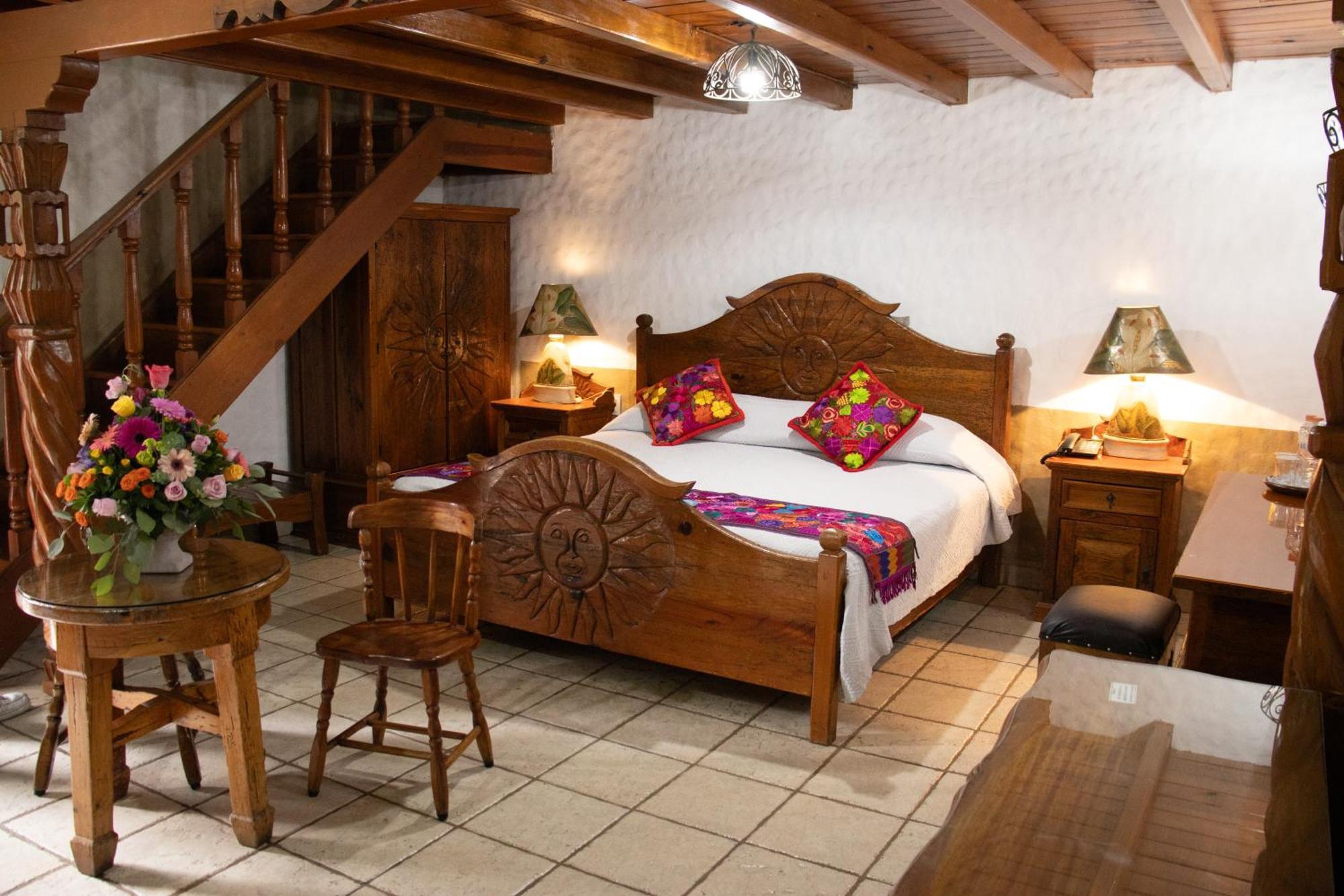 Hotel Los Escudos Pátzcuaro Eksteriør billede