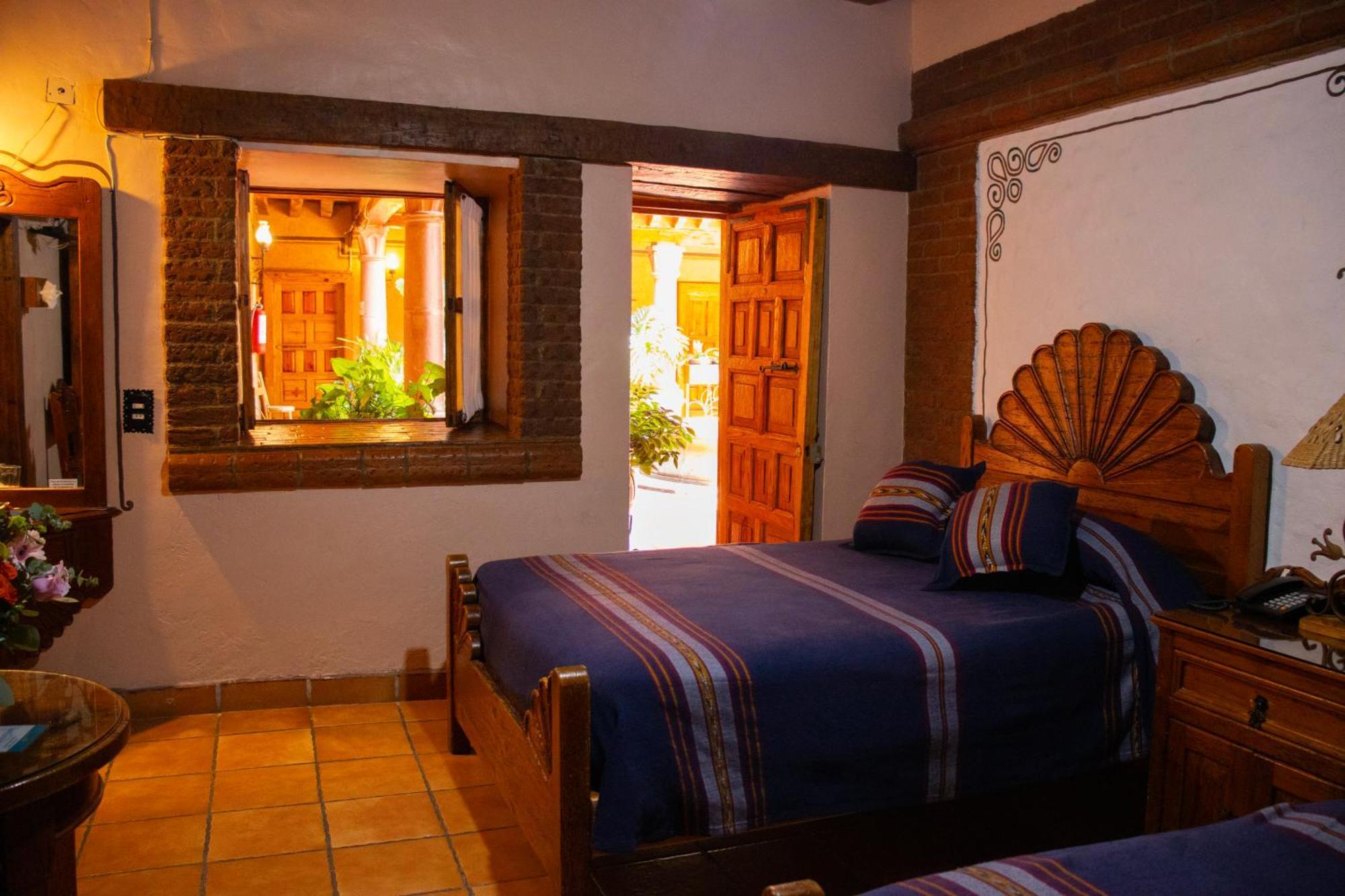 Hotel Los Escudos Pátzcuaro Eksteriør billede