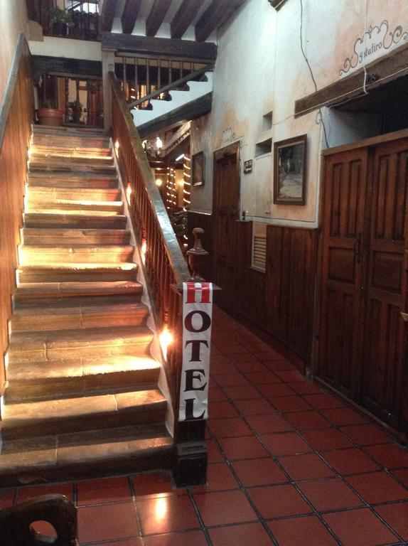 Hotel Los Escudos Pátzcuaro Eksteriør billede