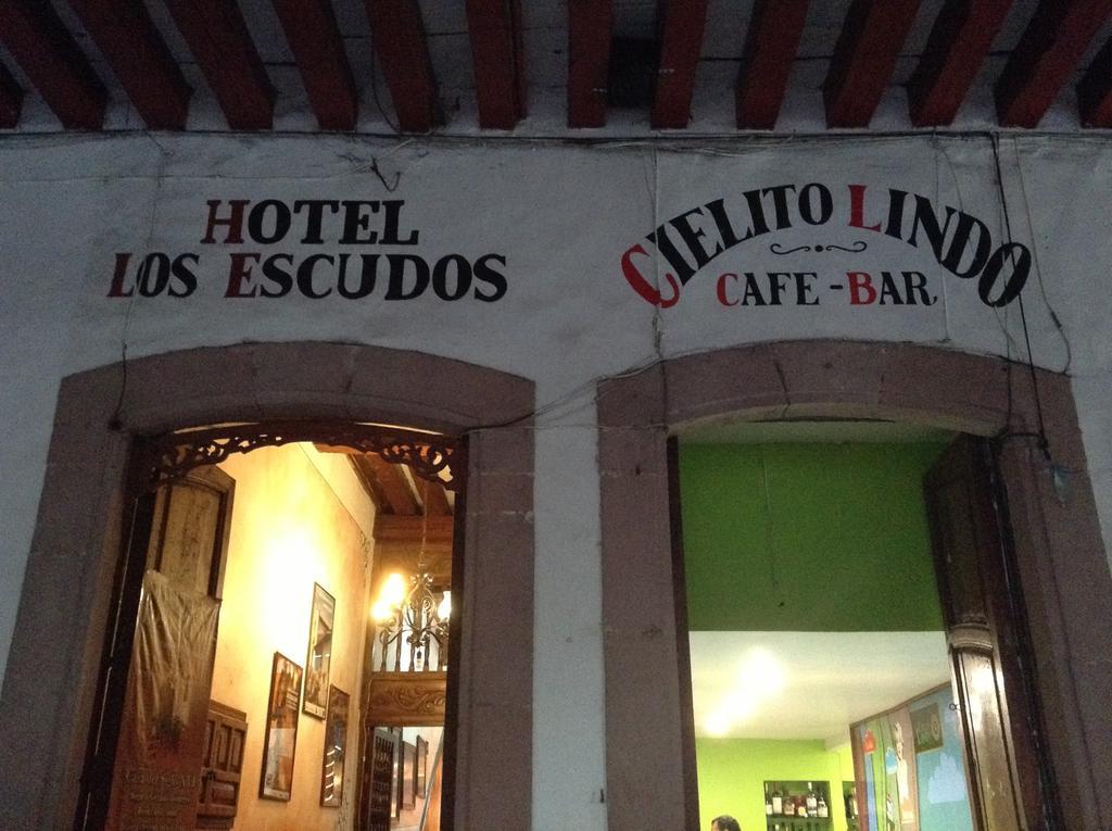 Hotel Los Escudos Pátzcuaro Eksteriør billede