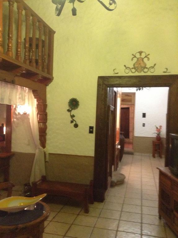 Hotel Los Escudos Pátzcuaro Eksteriør billede