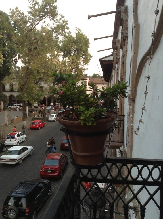 Hotel Los Escudos Pátzcuaro Eksteriør billede