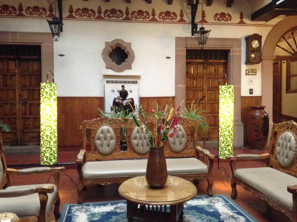 Hotel Los Escudos Pátzcuaro Eksteriør billede